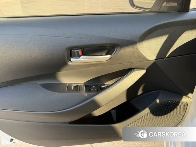 Toyota Corolla 2023 Белый из Китая, фото 5