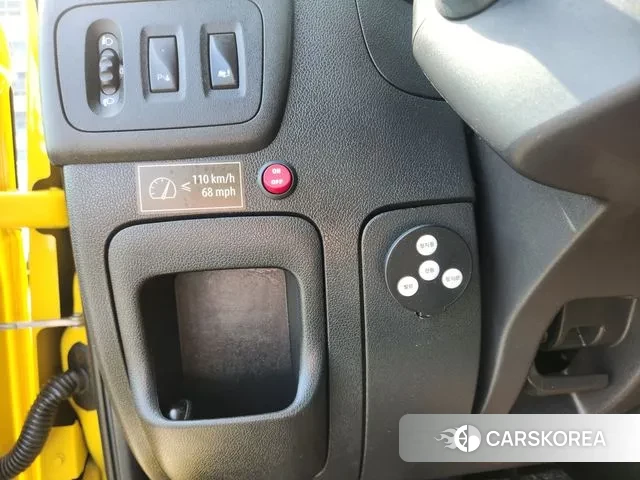 Renault Korea (Samsung) Master 2020 Желтый из Кореи, фото 5