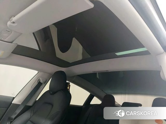 Tesla Model 3 2021 Черный из Китая, фото 5
