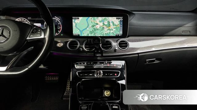 Mercedes-Benz E-Class W213 2018 Белый из Кореи, фото 5