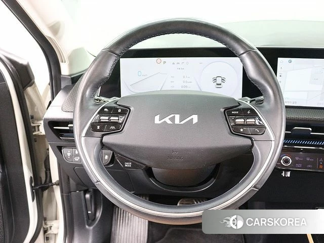 Kia EV6 2021 Жемчужный цвет из Кореи, фото 5