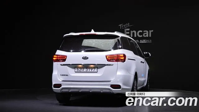 Kia The New Carnival id 2660601 из Кореи 5