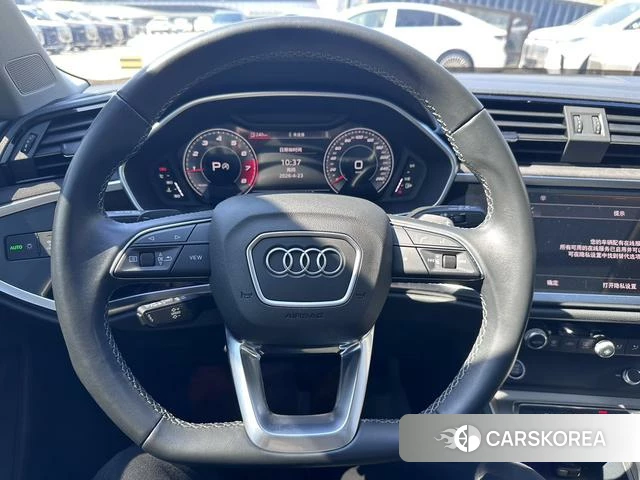 Audi Q3 2023 Темно-серый из Китая, фото 5