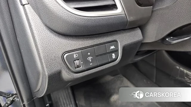 Kia Seltos 2022 Серый из Кореи, фото 5