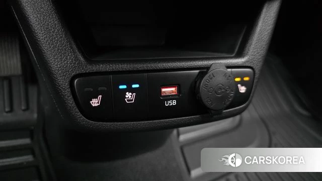 Kia The New Kia Ray EV 2023 Белый из Кореи, фото 5