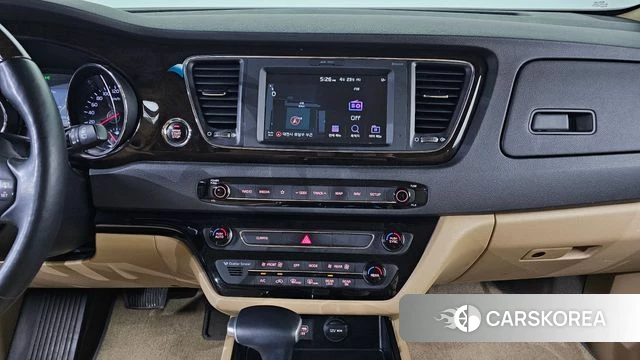 Kia The New Carnival 2019 Черный из Кореи, фото 5