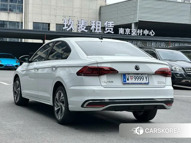 Volkswagen Bora 2025 Белый из Китая, фото 5