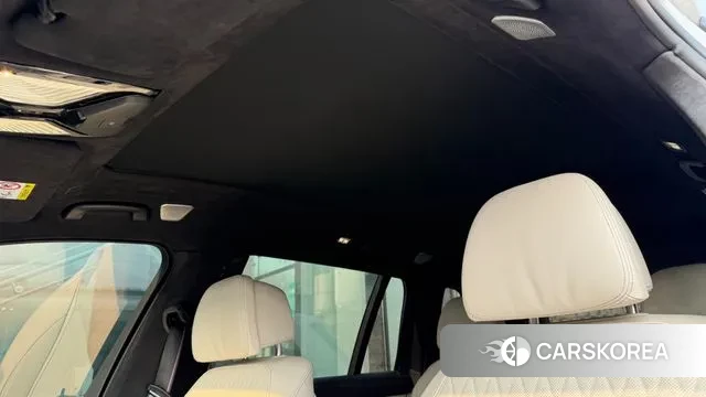 BMW X7 (G07) 2023 Белый из Кореи, фото 5