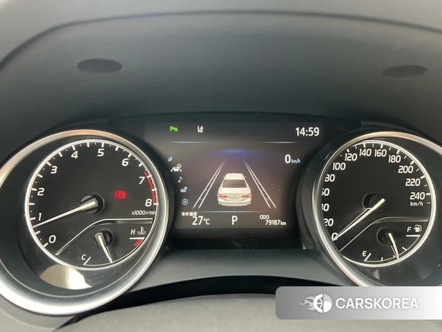 Toyota Camry 2021 Серебристо-серый из Китая, фото 5