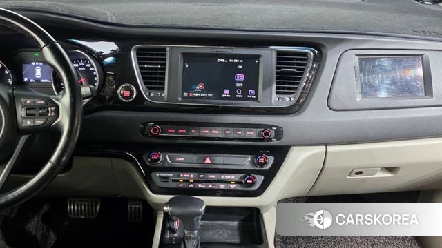 Kia The New Carnival 2018 Серый из Кореи, фото 5