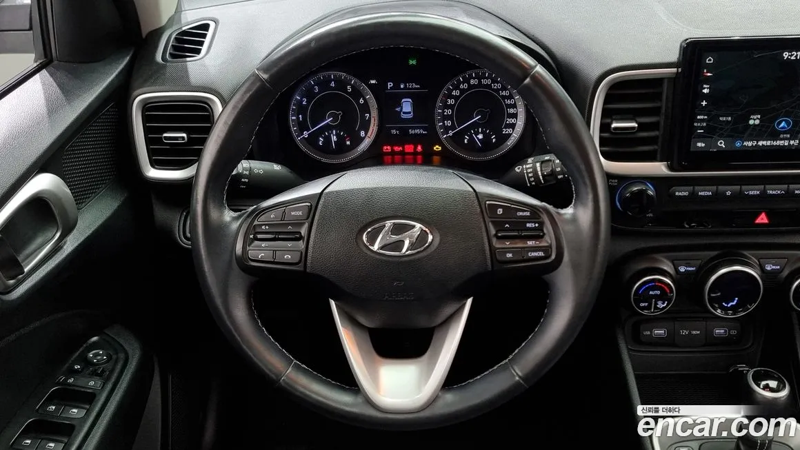 Hyundai Venue 2022 Белый из Кореи, фото 5