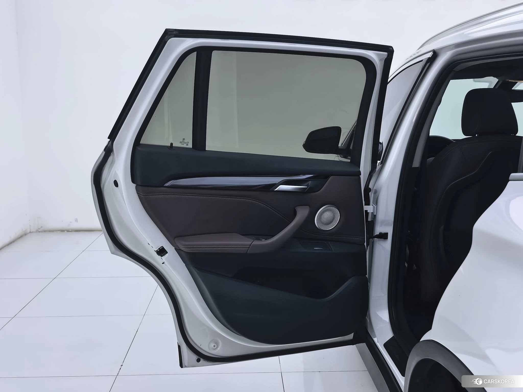BMW X1 2021 Белый из Китая, фото 5
