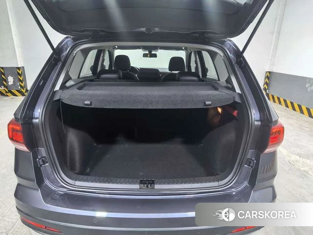 Volkswagen Tuyue 2021 Темно-серый из Китая, фото 5