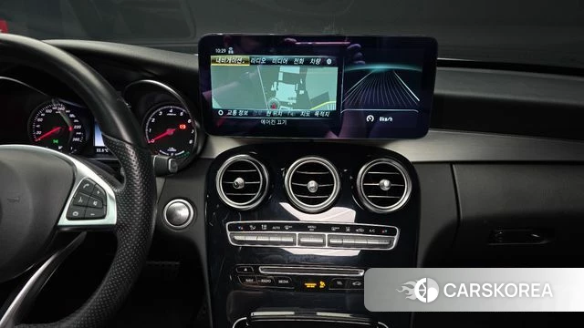 Mercedes-Benz C-Class W205 2018 Серебряный из Кореи, фото 5