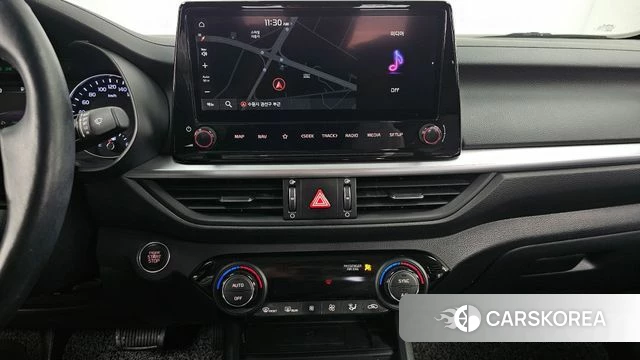 Kia The New K3 2nd generation 2022 Белый из Кореи, фото 5