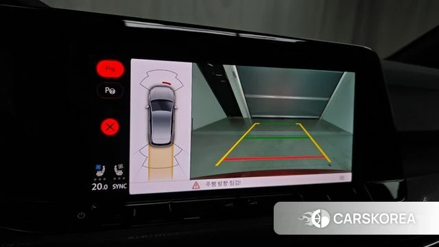 Volkswagen Golf 8th Generation 2023 Красный из Кореи, фото 5
