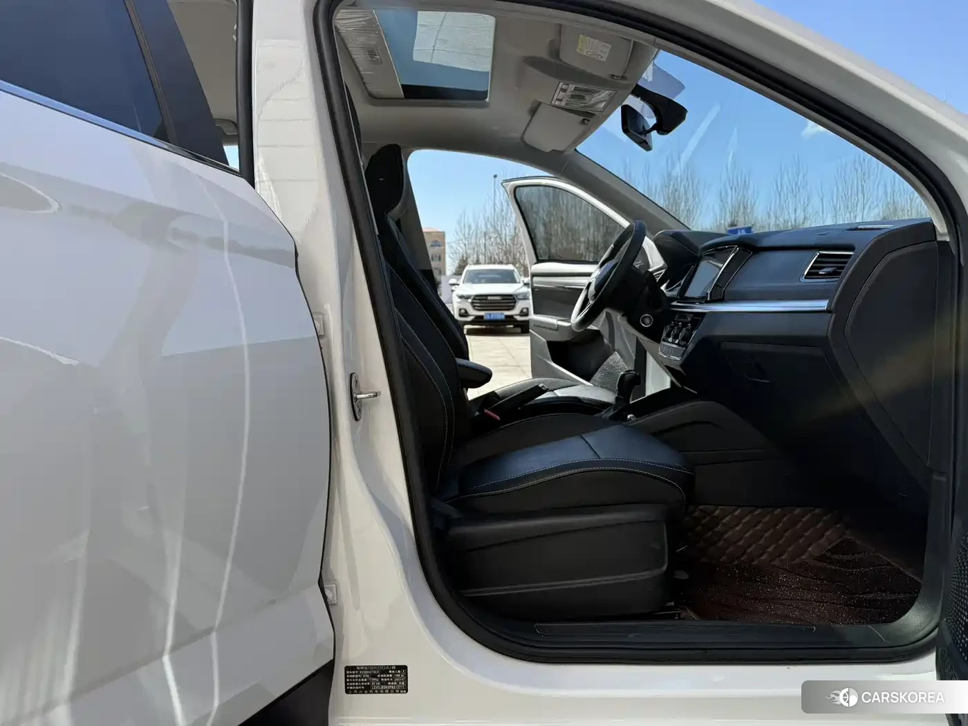 Skoda Komick 2024 Белый из Китая, фото 5