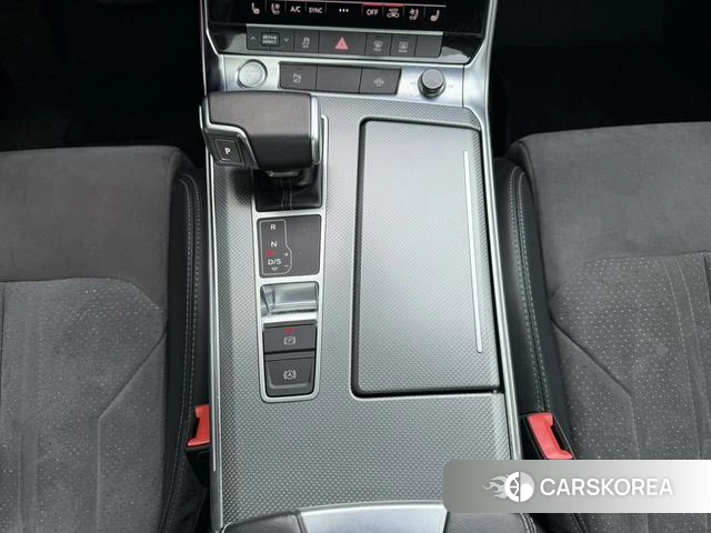 Audi A6L PHEV 2021 Темно-серый из Китая, фото 5