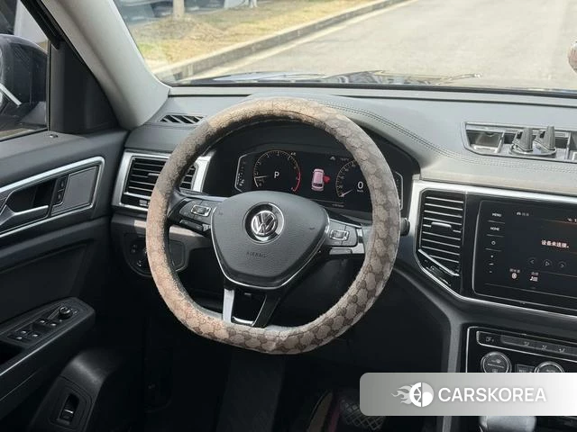 Volkswagen Tourang 2020 Черный из Китая, фото 5