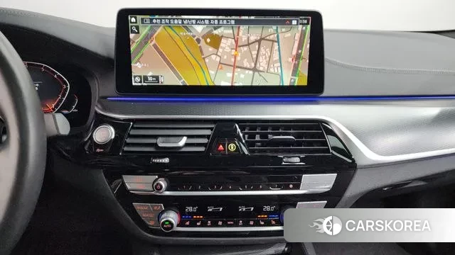 BMW 5 Series (G30) 2023 Серый из Кореи, фото 5