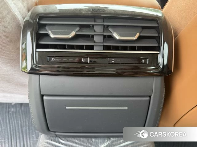 Audi A8 2025 Черный из Китая, фото 5