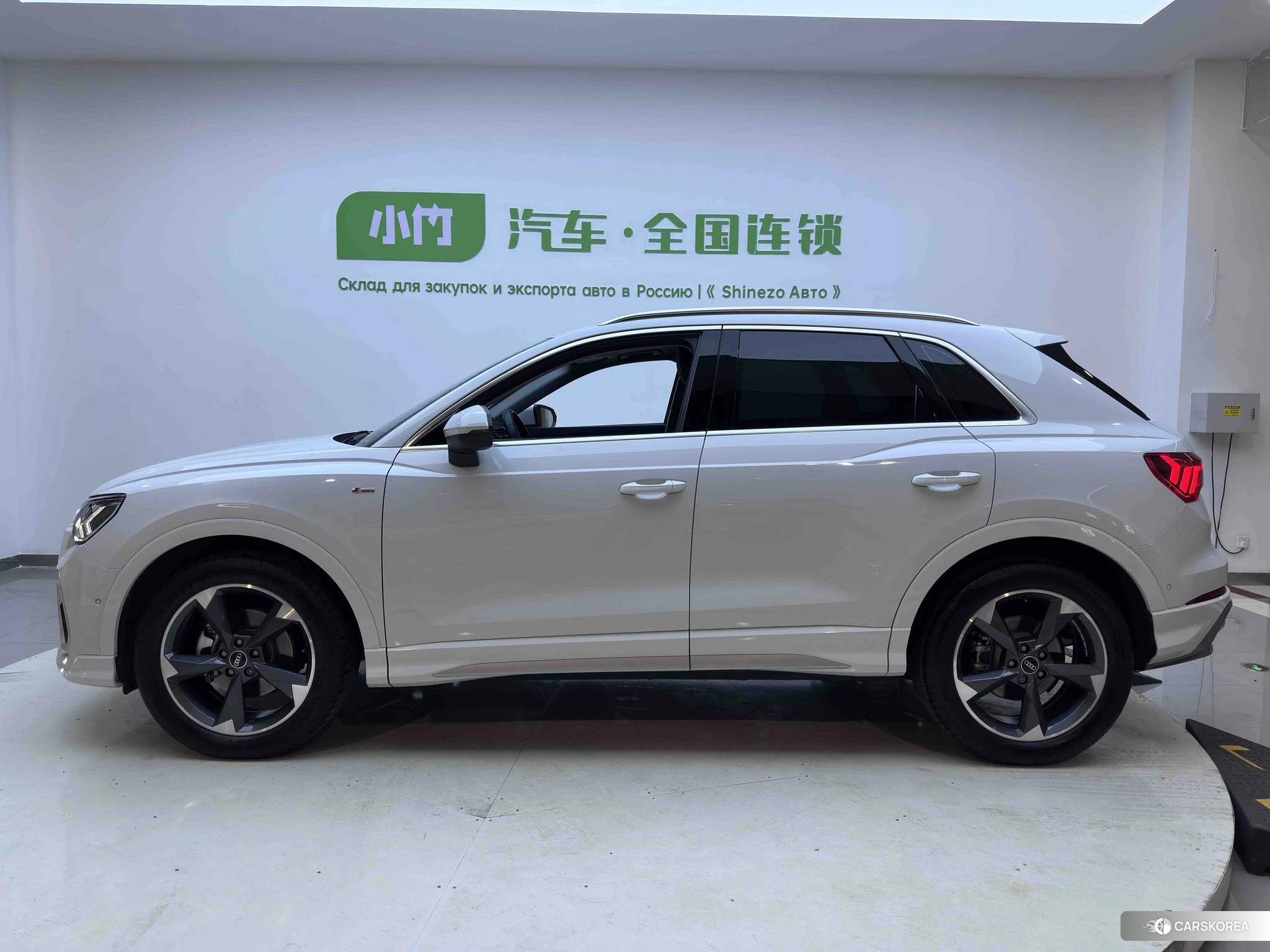 Audi Q3 2022 Белый из Китая, фото 5