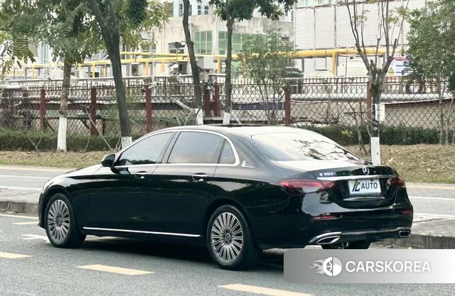 Mercedes-Benz E-class 2023 Черный из Китая, фото 5