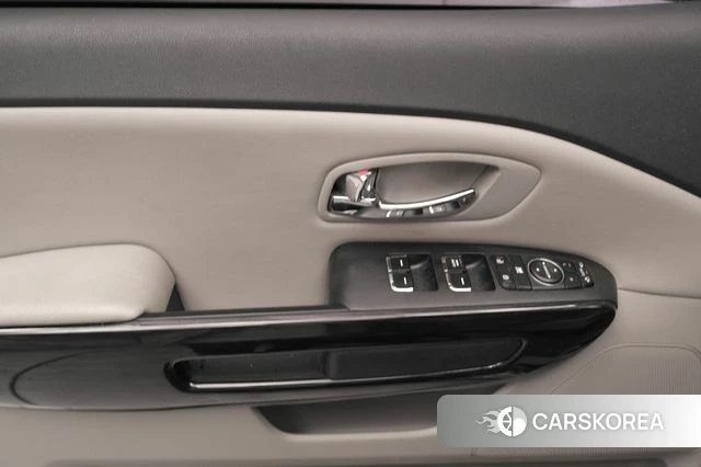 Kia The New Carnival 2019 Черный из Кореи, фото 5