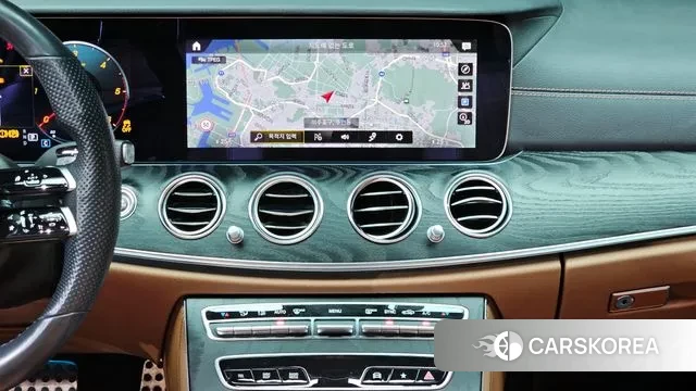 Mercedes-Benz E-Class W213 2021 Серебристо-серый из Кореи, фото 5