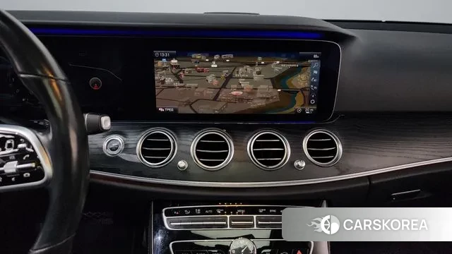 Mercedes-Benz E-Class W213 2019 Серый из Кореи, фото 5