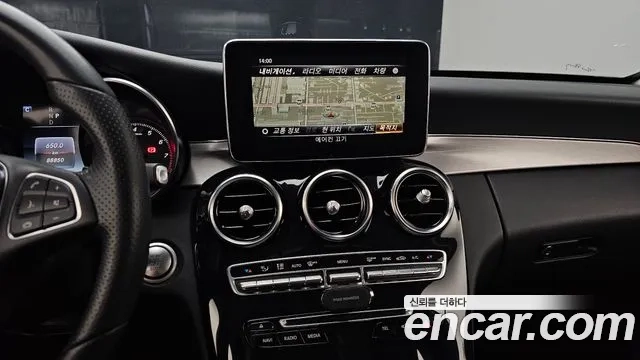 Mercedes-Benz C-Class W205 2018 Белый из Кореи, фото 5