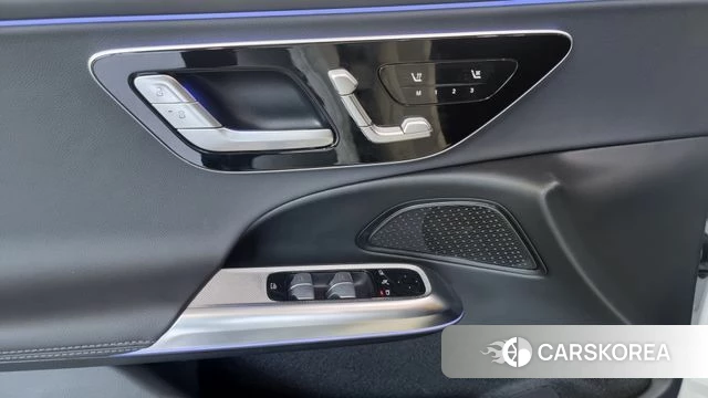 Mercedes-Benz E-Class W214 2024 Белый из Кореи, фото 5