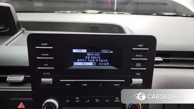 Hyundai Staria 2021 Серебряный из Кореи, фото 5