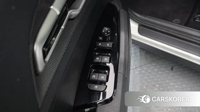 Kia Sportage 5th Generation 2023 Белый из Кореи, фото 5