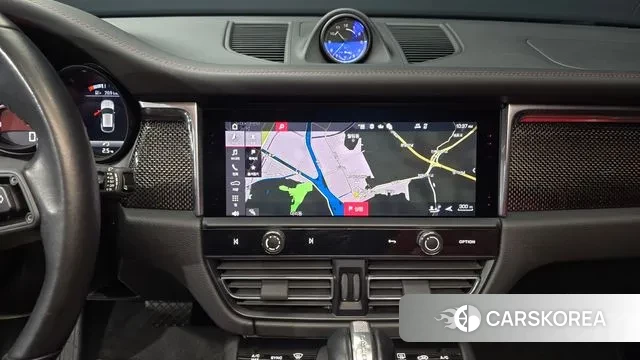 Porsche Macan 2023 Черный из Кореи, фото 5