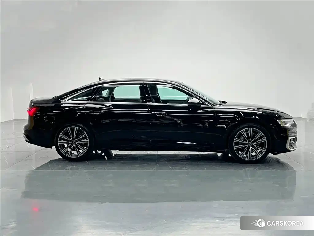 Audi A6L 2025 Черный из Китая, фото 5