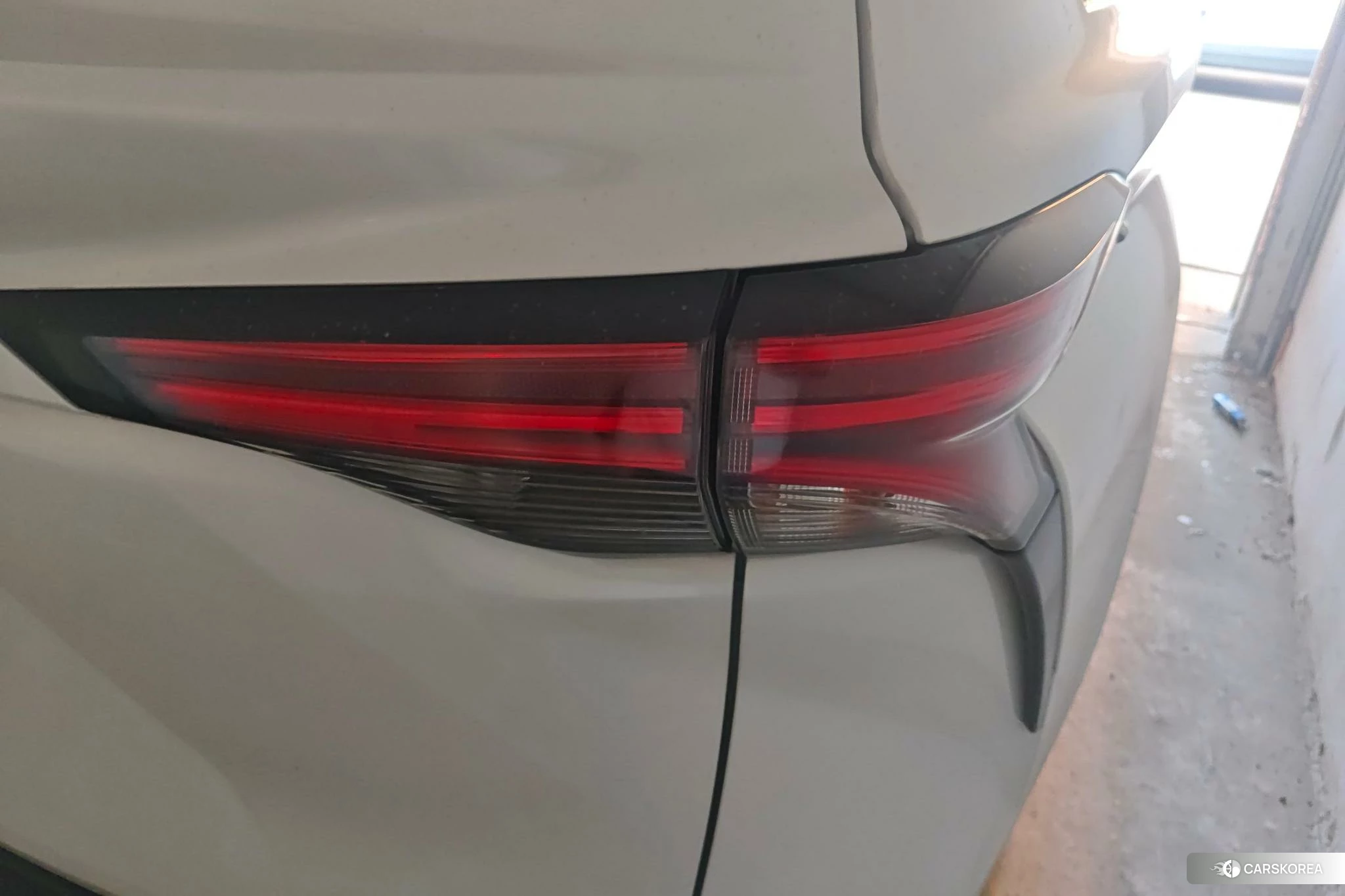 Toyota Saina 2023 Белый из Китая, фото 5