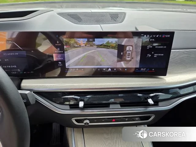 BMW X7 (G07) 2025 Белый из Кореи, фото 5