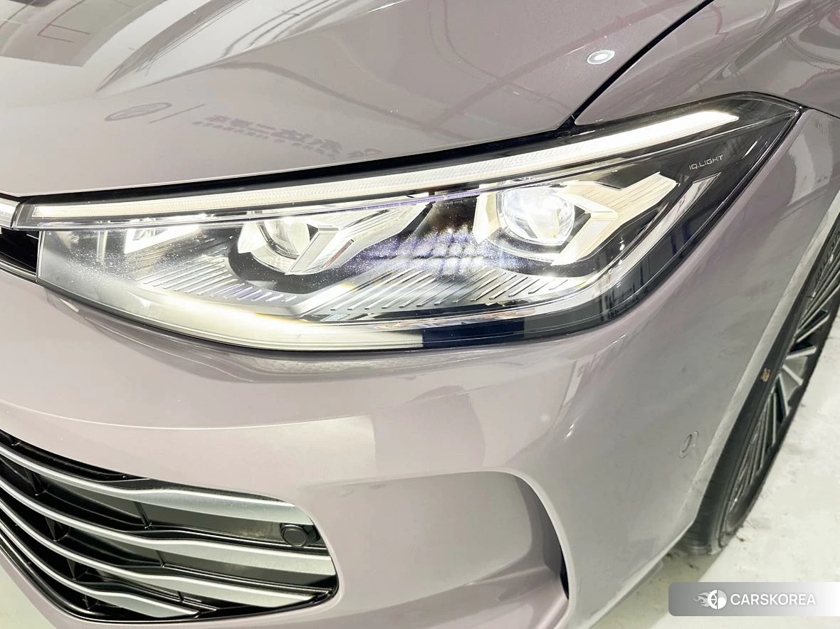 Volkswagen Passat 2024 Темно-серый из Китая, фото 5