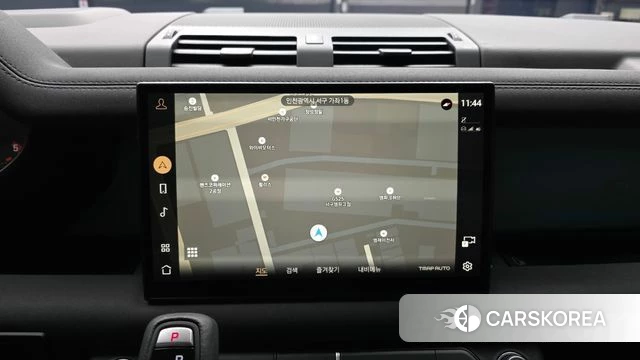 Land Rover Defender (L663) 2023 Зеленый из Кореи, фото 5