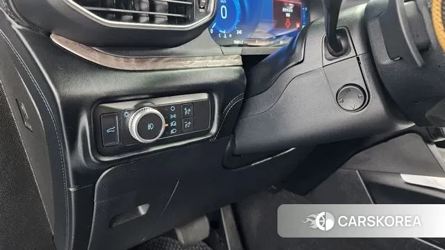 Ford Explorer 6th Generation 2021 Серый из Кореи, фото 5