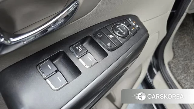 Kia The New Carnival 2018 Черный из Кореи, фото 5