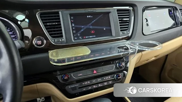 Kia The New Carnival 2018 Белый из Кореи, фото 5