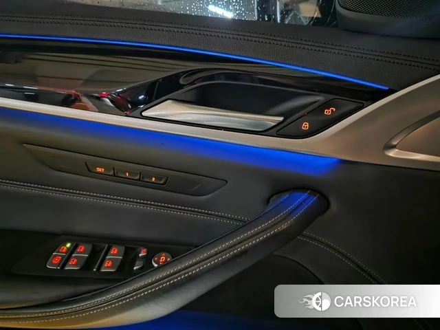BMW 5 Series (G30) 2020 Черный из Кореи, фото 5