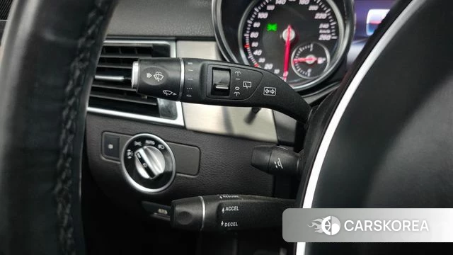 Mercedes-Benz GLE - Class W166 2018 Белый из Кореи, фото 5