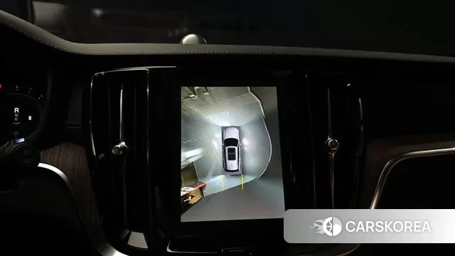 Volvo V60 Cross-Country 2nd Generation 2023 Белый из Кореи, фото 5