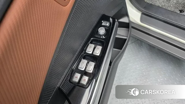 Ssangyong Tivoli Armor 2018 Белый из Кореи, фото 5