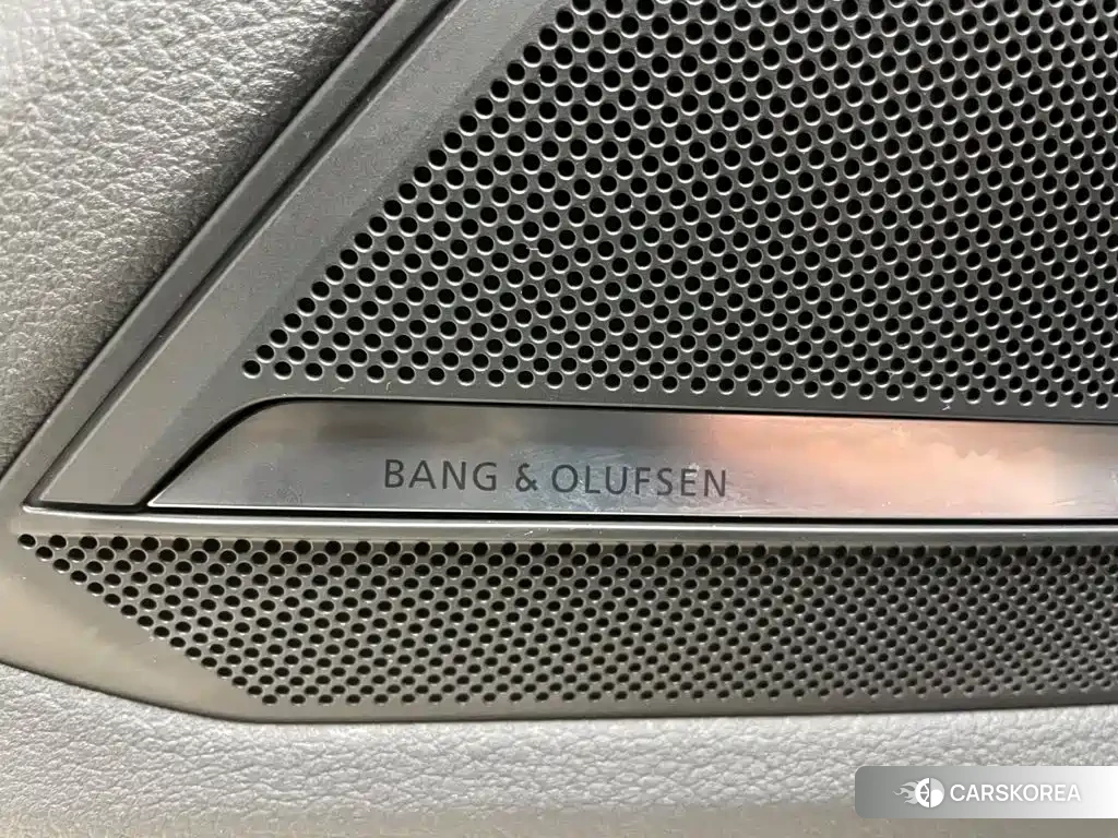 Audi A6L 2023 Черный из Китая, фото 5