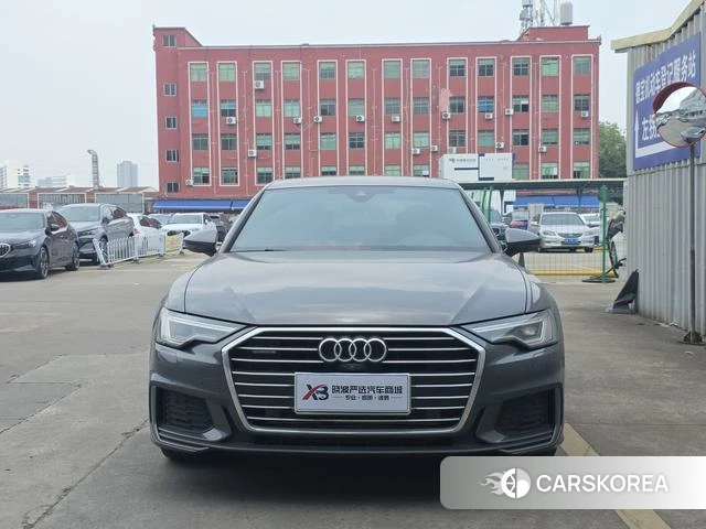 Audi A6L 2022 Темно-серый из Китая, фото 5