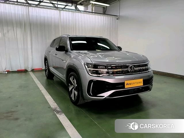 Volkswagen Tourang 2022 Серебристо-серый из Китая, фото 5